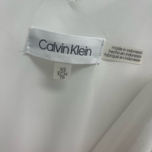 Calvin Klein silk white tank blouse - Picture 3 of 3